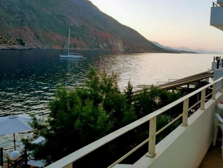 Appartamento Maistrali Studio Loutro Esterno foto